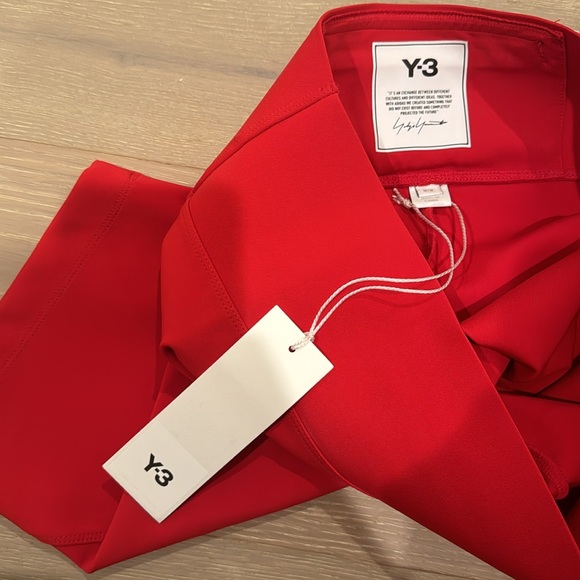 NWT Adidas Y-3 Red Biker Shorts M - Picture 6 of 7